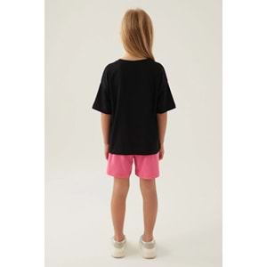 Barbie Lisanslı L1703 Patterned T-Shirt ve Şort Alt Üst Kız Çocuk Takımı