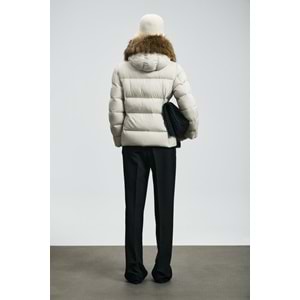 Lufian 122120042 Klemantın Kaz Tüyü Kadın Mont