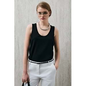 Lufian 121090056 Clara Sıfır Kol T-Shirt Kadın Tişört