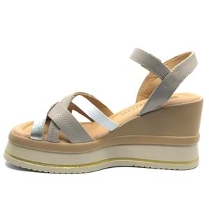 Venüs Helis Hakiki Deri Comfort Ortopedik Kadın Sandalet