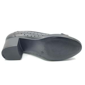 Venüs Scoop Hakiki Deri Kurdela Detaylı Kadın Topuklu Ayakkabı