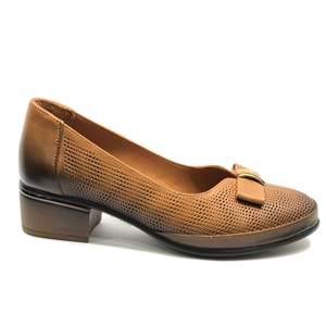 Venüs Mockin Hakiki Deri Kurdela Detaylı Kadın Topuklu Ayakkabı