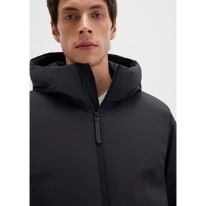 Mavi 0110617-71379 Kapüşonlu Erkek Mont