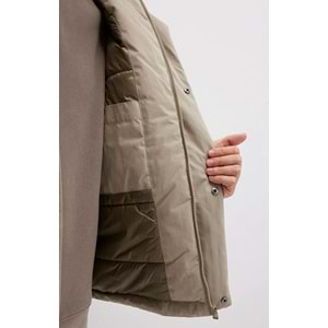 Mavi 0110657-70355 Cep Detaylı Kapüşonlu Erkek Mont