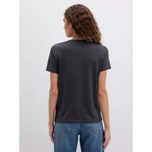 Mavi M1613412-70087 Mavi Logo Baskılı Tişört T-Shirt Kadın Tişört