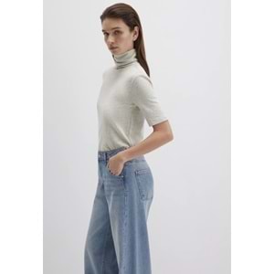 Mavi M1613613-82127 Kısa Kollu Kazak Balıkçı Yaka T-Shirt Kadın Tişört