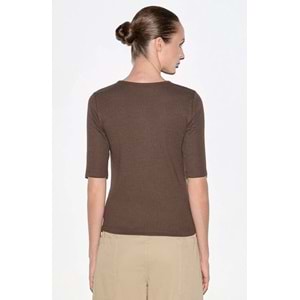 Mavi M1613852-71603 Düğme Detaylı T-Shirt Kadın Tişört