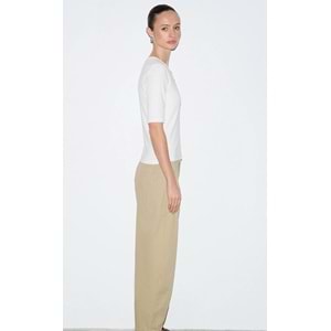 Mavi M1613852-70051 Düğme Detaylı T-Shirt Kadın Tişört