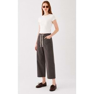 Mavi M1011274-71541 Dokuma Pantolon Bol Kesim Düz Paça Jean Kadın Kot Pantolon