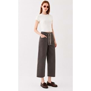 Mavi M1011274-71541 Dokuma Pantolon Bol Kesim Düz Paça Jean Kadın Kot Pantolon