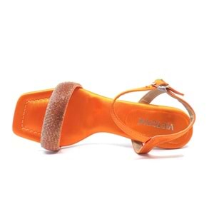 Feles Şerit Taşlı Tek Bant Topuklu Kadın Abiye Ayakkabı