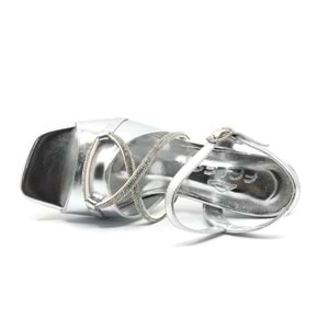 Feles Çapraz Şerit Taşlı Topuklu Kadın Abiye Ayakkabı