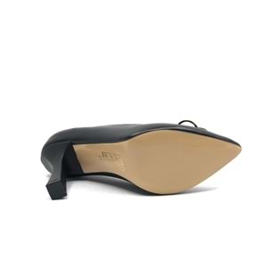 Feles Toka Detaylı Stiletto Kadın Topuklu Ayakkabı