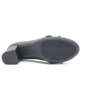 Mehtap Çapraz Taş Detaylı Topuklu Kadın Klasik Ayakkabı