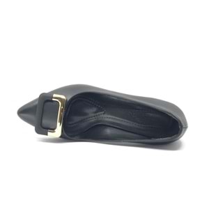 Feles Kare Toka Detaylı Kadın Klasik Topuklu Ayakkabı