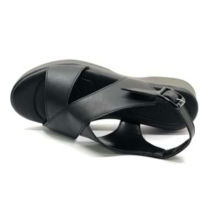 Seribo 25Y003 Cırt Detaylı Ortopedik Taban Kadın Sandalet