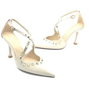 Feles Zımba Detaylı Kadın Topuklu Ayakkabı