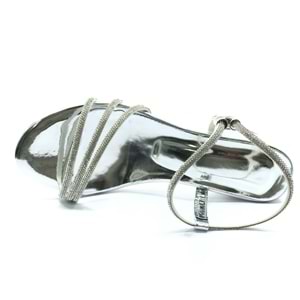 Mehtap Çapraz Üç Şerit Taşlı 5 cm Kadın Abiye Topuklu Ayakkabı