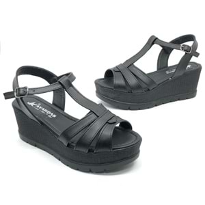 Ayakdaş 1040 Kadın Dolgu Taban Sandalet