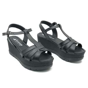 Ayakdaş 1040 Kadın Dolgu Taban Sandalet