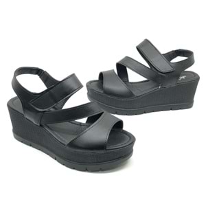 Ayakdaş 1019 Kadın Dolgu Taban Sandalet