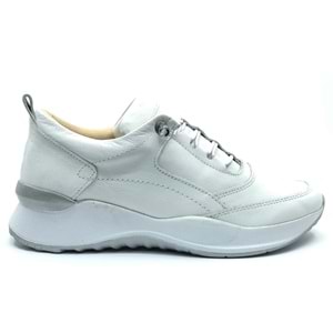 Ayakdaş Hakiki Deri Ortopedik Lastik Detaylı Kadın Casual Ayakkabı