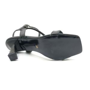 Mehtap Şerit Taş Detaylı Tek Bantlı Kadın Topuklu Abiye Ayakkabı