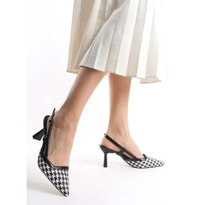 Feles Kadeh Topuklu Hasır Detaylı Kadın Ayakkabı