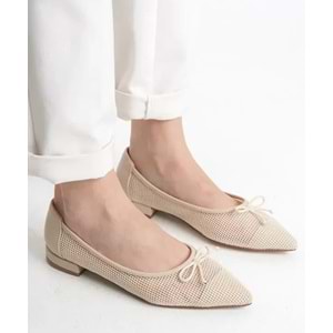 Feles Dantel Fiyonk Detaylı Sivri Burun Kadın Babet Ayakkabı