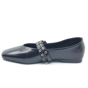 Feles Çift Kemer Detaylı Küt Burun Kadın Babet Ayakkabı