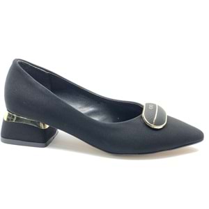 Feles Silindir Toka Detaylı Topuklu Kadın Ayakkabı