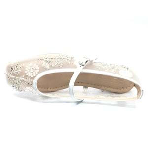 Feles Kemer Toka İnci Taş Detaylı Fileli Küt Burun Kadın Babet Ayakkabı