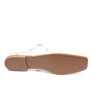 Feles Kemer Toka İnci Taş Detaylı Fileli Küt Burun Kadın Babet Ayakkabı