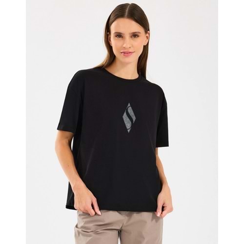 Skechers W Graphic Tee Loose Fit T-Shirt S2510311-001 Kadın Tişört