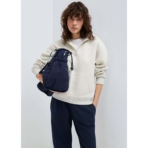 Mavi M1S10532-85576 Mavi Logo Nakış Detaylı Kapüşonlu Kadın Sweatshirt