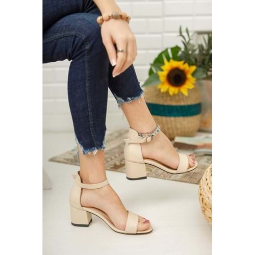 Kocamanlar 5cm Topuklu Kadın Tek Bant Topuklu Ayakabı