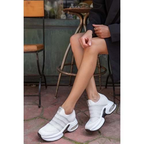 Kocamanlar 486401 Sneaker Gizli Topuk Kadın Spor Ayakkabı
