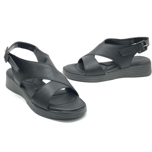 Seribo 25Y003 Cırt Detaylı Ortopedik Taban Kadın Sandalet