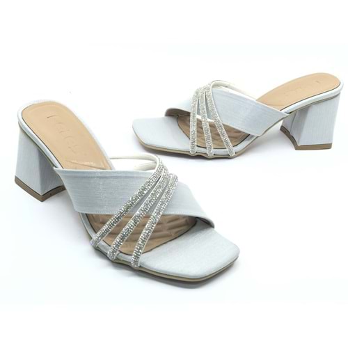 Feles Saten Şerit Desenli Topuklu Kadın Terlik