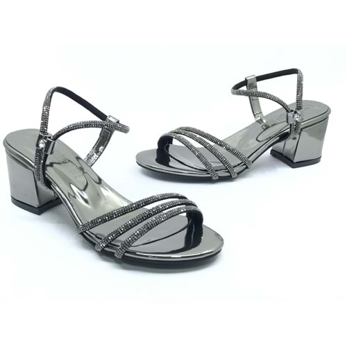 Mehtap Çapraz Üç Şerit Taşlı 5 cm Kadın Abiye Topuklu Ayakkabı