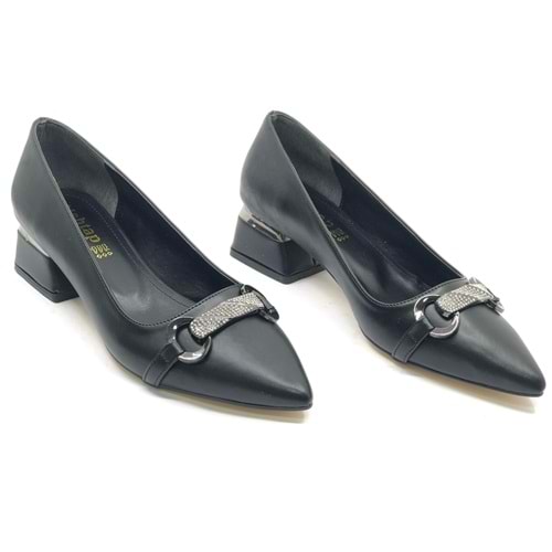 Mehtap Taş Toka Detaylı Kısa Topuklu Kadın Babet Ayakkabı