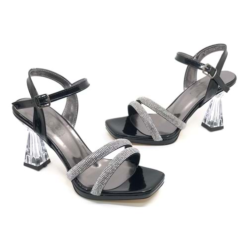 İremsu Kalın Şerit Taş Detaylı 8 cm Şeffaf Topuklu İnce Platform Kadın Abiye Ayakkabı