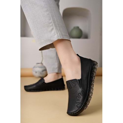 Ayakdaş Saraç Detaylı Hakiki Deri Kadın Babet Ayakkabı