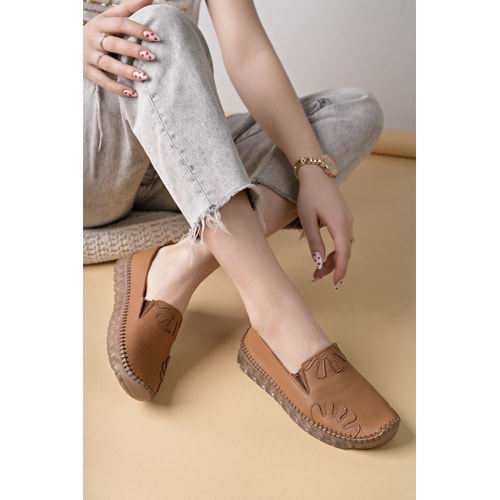 Ayakdaş Saraç Detaylı Hakiki Deri Kadın Babet Ayakkabı