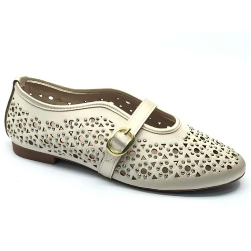 Feles Delik Taş Detaylı Kadın Babet Ayakkabı