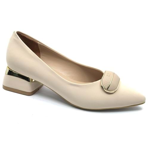 Feles Silindir Toka Detaylı Topuklu Kadın Ayakkabı