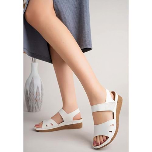 Aryan 101-990 D.r Tavsiyeli Ortapedik Kadın Sandalet