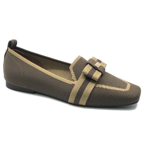 Feles Kurdela Toka Detaylı Küt Burun Kadın Babet Ayakkabı