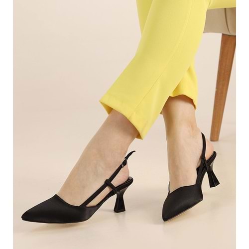 Kocamanlar 8 cm Saten Kadın Topuklu Ayakkabı