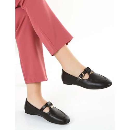 Feles Kemer Detaylı Kadın Babet Ayakkabı